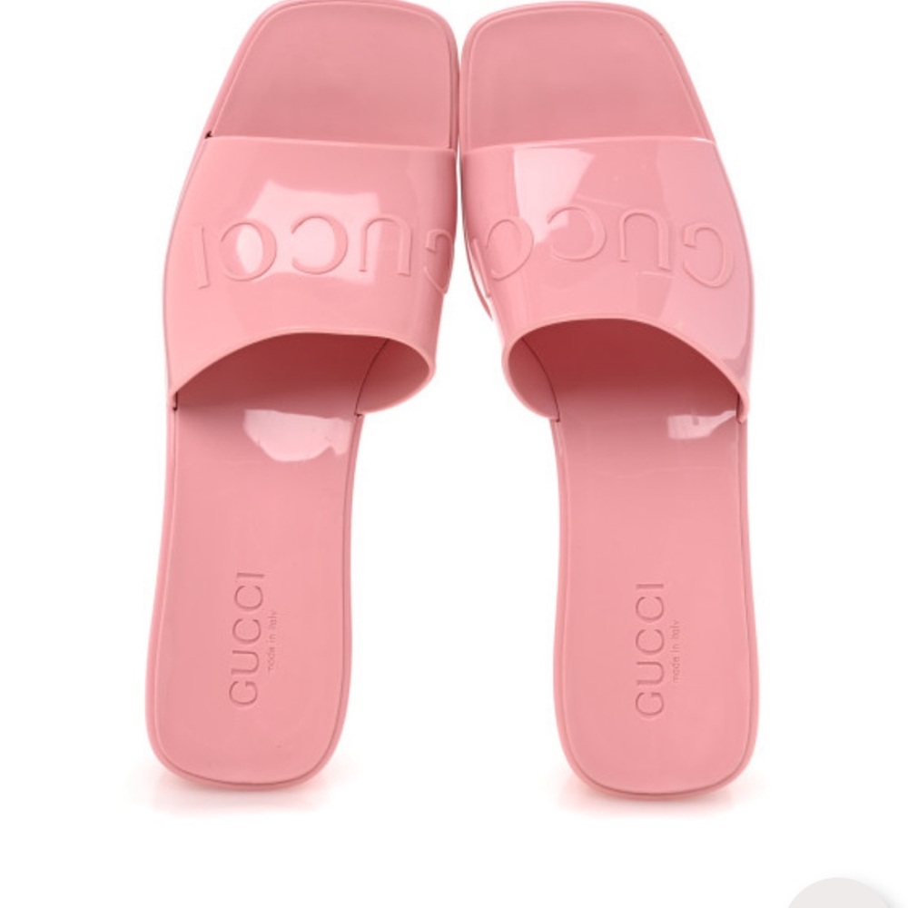 Gucci Pink Rubber Slide Sandals Sz6.5